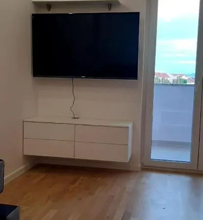Ana - Apartment *